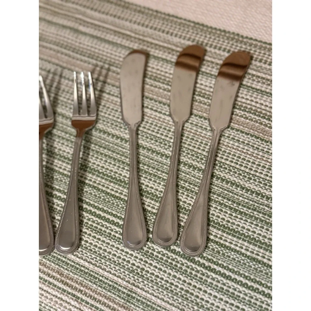 Towle Beaded  18/10 Stainless Steel 4 Forks 3 Butter Knives Cocktail Set Vietnam